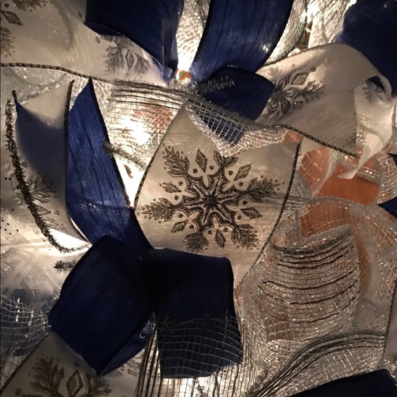 Lighted wreath - Picture 4 of 4